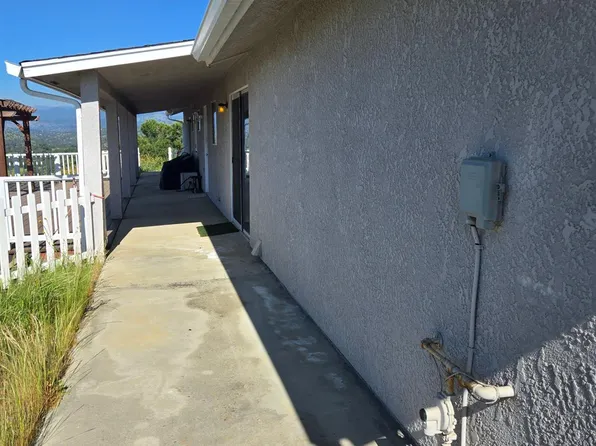 39925 Lilley Mountain Dr, Coarsegold, CA 93614