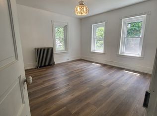 859 N 1st St, Lehighton, PA 18235