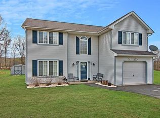 257 Orchard View Dr, Effort, PA 18330