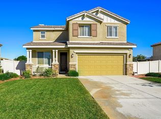 546 W James St, Rialto, CA 92376