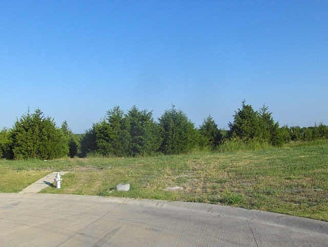 2nd image of 308 Derick Dr