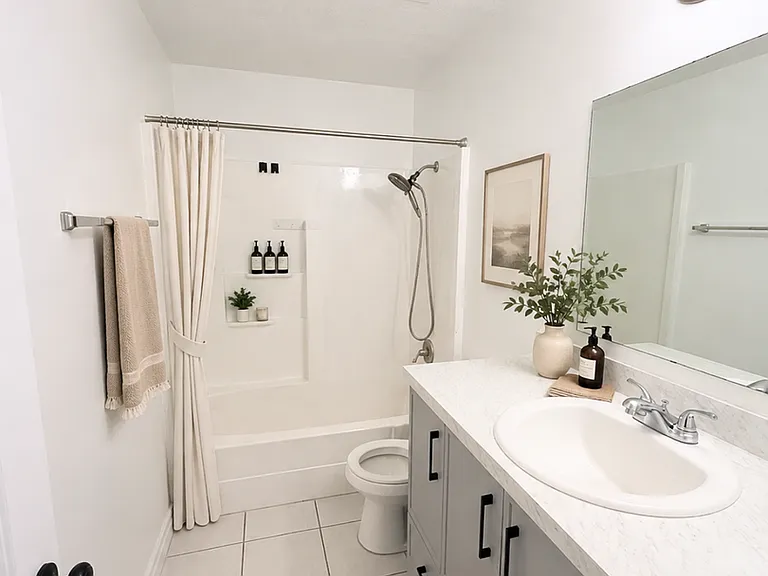 Washington Terrace 8-Plex — Photo 8