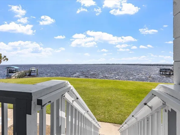 19 Mashes Sands Rd #F10, Panacea, FL 32346