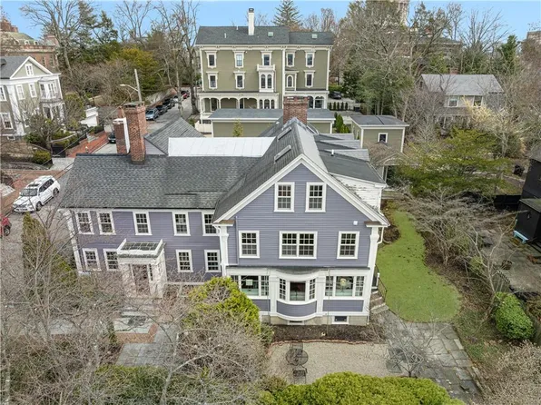 7 Cushing St, Providence, RI 02906