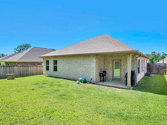5th image of 473 Pemberton Ln