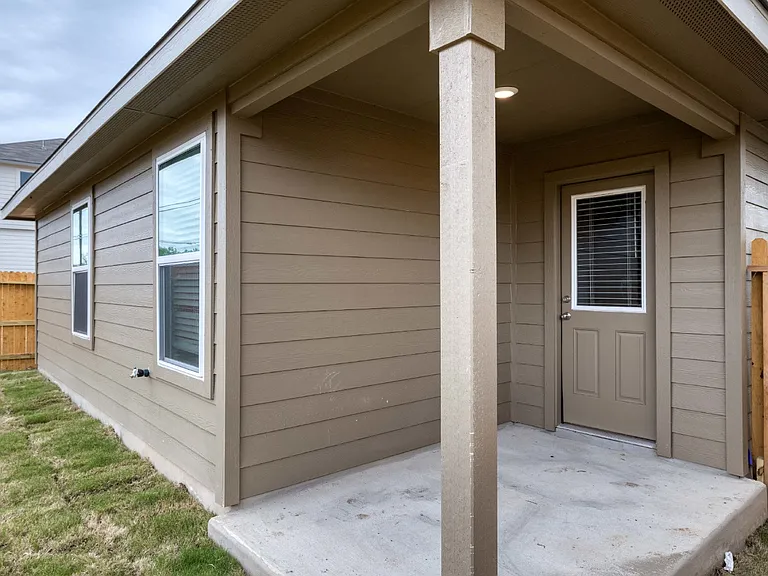 2881 Brogan Crk — Photo 4