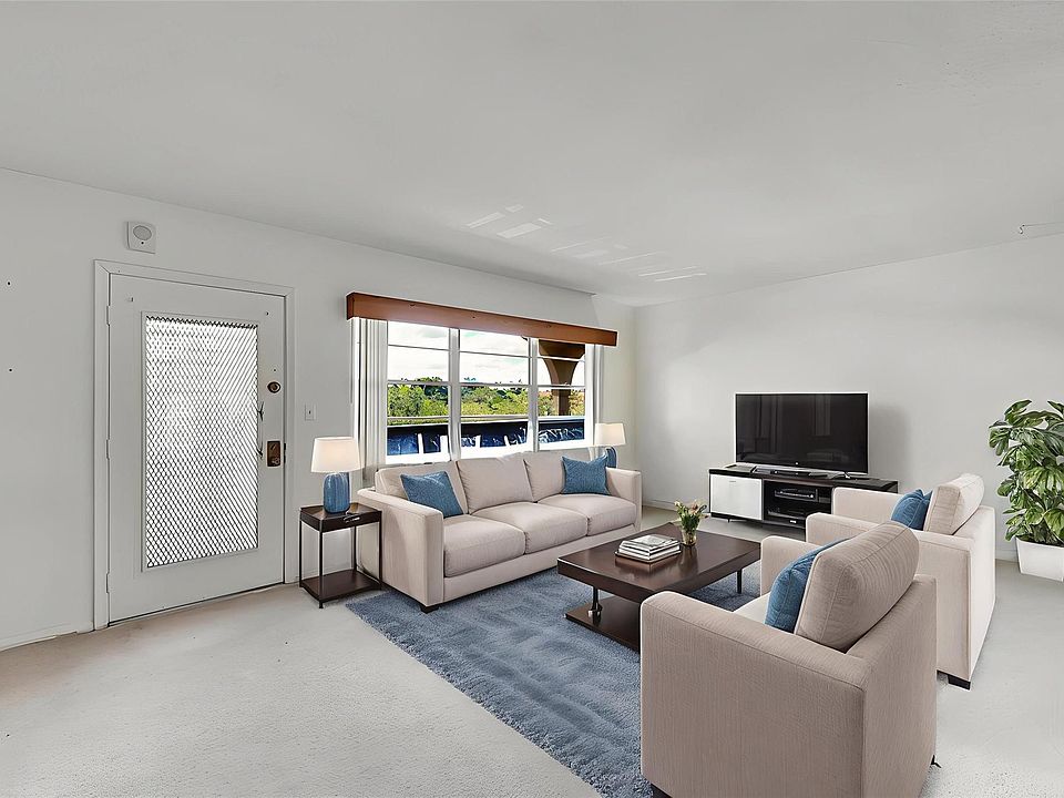 1st image of 2404 Antigua Circle #F4