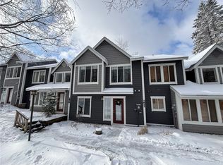 1817 Eagles Ridge Ct, Hidden Valley, PA 15502