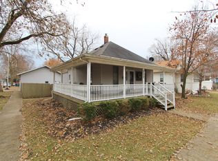 929 E Jackson St, Morris, IL 60450