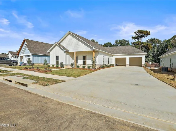 703 Heartwood Ln, Brandon, MS 39042