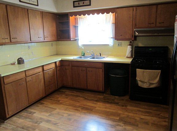 5th image of 124 W Campbell St