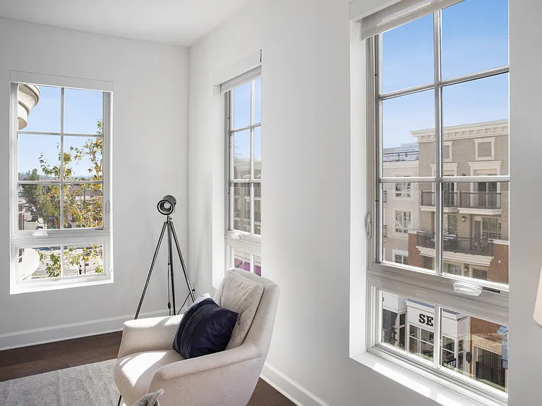 The Americana at Brand Luxury Apartments — Photo 8