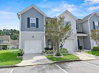 526 Truman Dr, Goose Creek, SC 29445