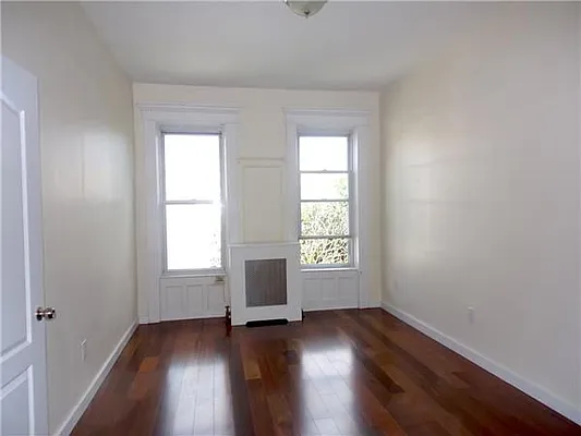 Rented by Dorsa Group | media 31