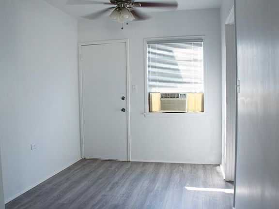5th image of 4127 W Toluca Lake Ave