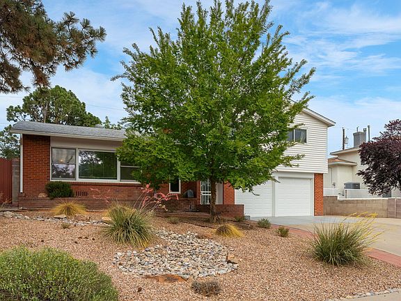 4th image of 1804 Rita Dr NE