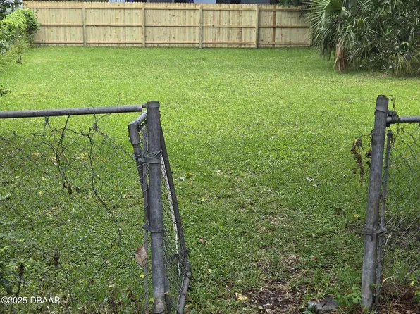 133 North St, Daytona Beach, FL 32114