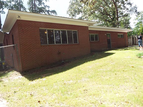 5th image of 907 Chippewah Dr