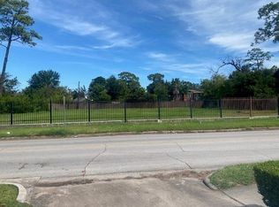 3221 N Macgregor Way, Houston, TX 77004