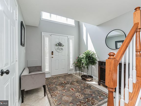 3rd image of 3720 Matura Ln