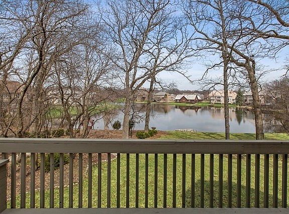 4th image of 1587 Far Hills Dr