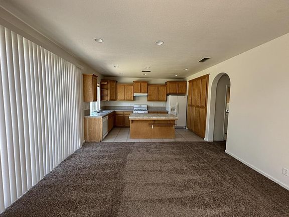 4th image of 623 Chandon Dr