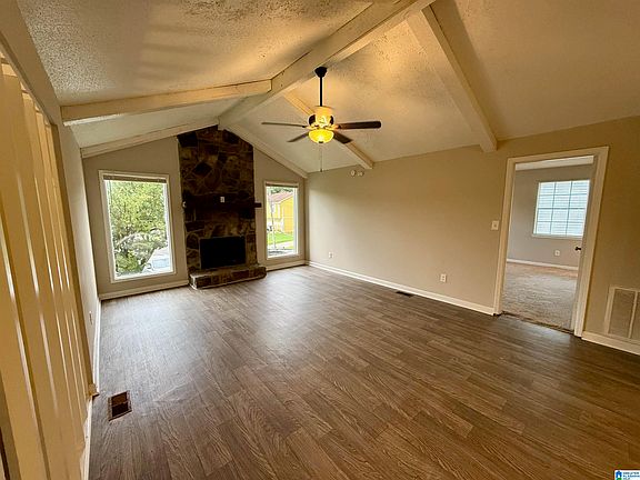 2nd image of 6100 Meadow Crest Cir
