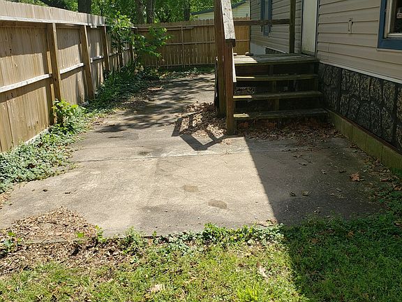 5th image of 107 S Eagle Ln
