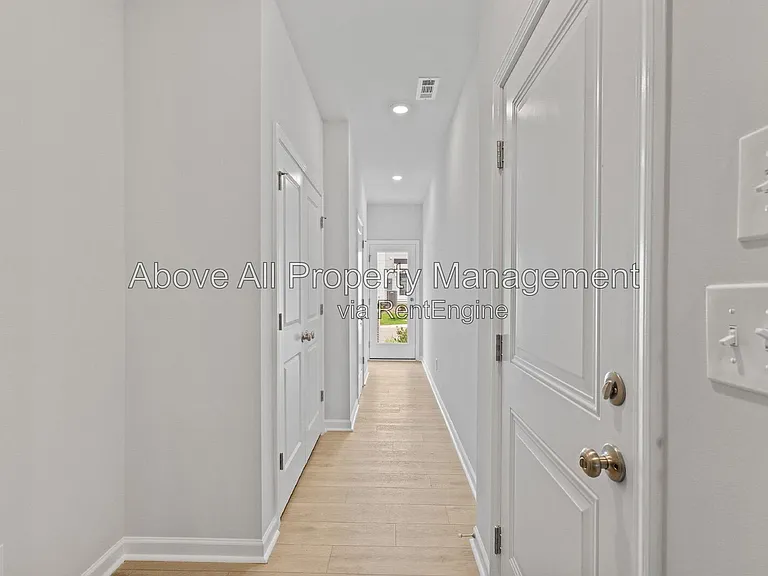 141 Blue Melody Ave — Photo 20