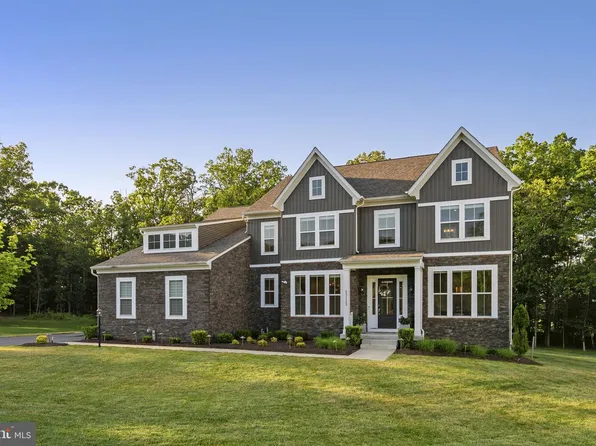 43113 Bitter Persimmon Ct, Centreville, VA 20120