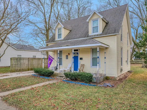 211 E Lafayette St, Monticello, IL 61856