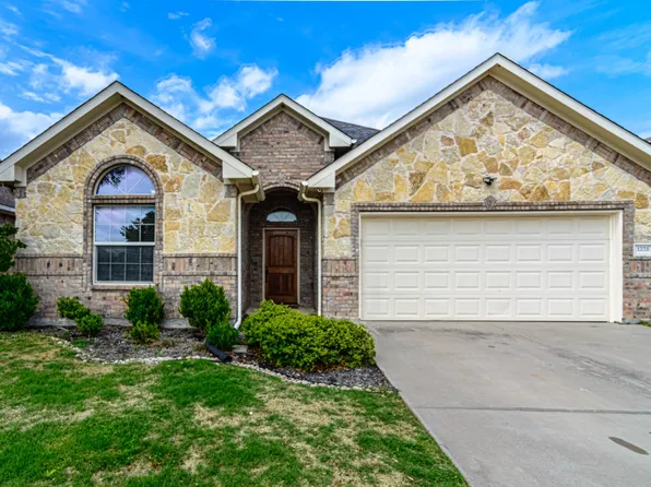 1225 Fallow Deer Dr, Fort Worth, TX 76108