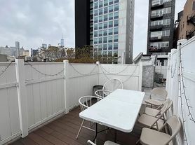 163 Chrystie St, New York, NY