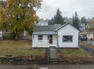 716 E 12th St, The Dalles, OR 97058