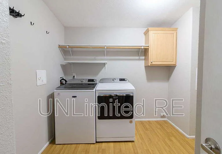 1679 W Stephen Dr — Photo 12