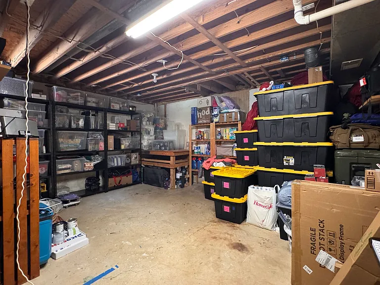 69 Spring Lake Dr — Photo 47