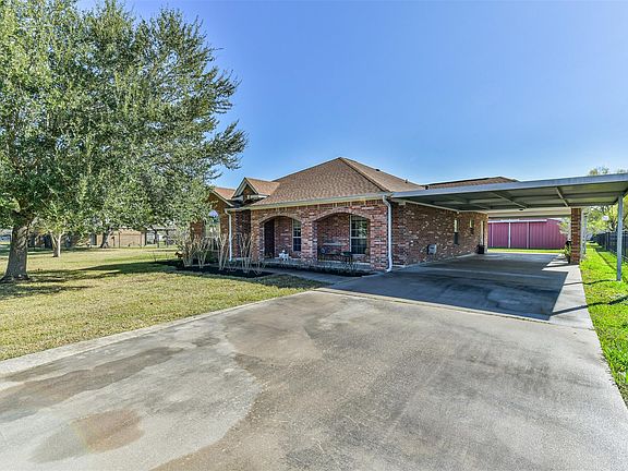 3rd image of 1910 Quinn Rd