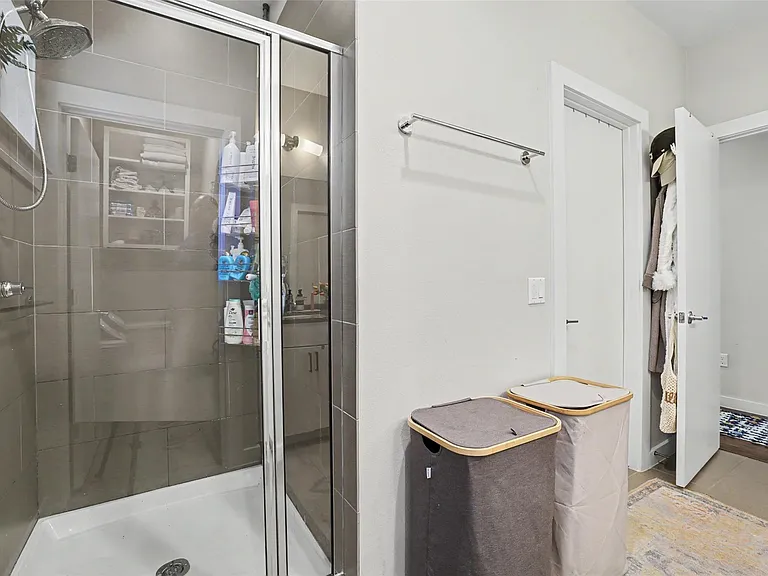 5616 S 1st St #13 — Photo 27