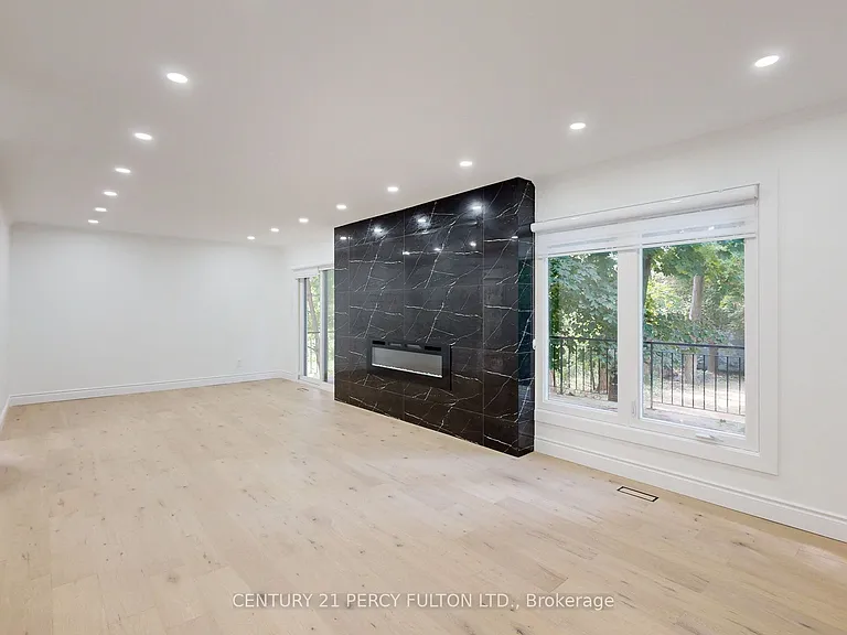 78 Agincourt Dr #MAIN 2ND — Photo 18