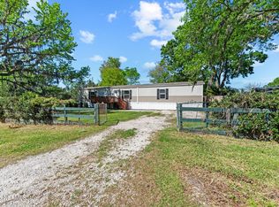 13178 Duval Lake Rd E, Jacksonville, FL 32218