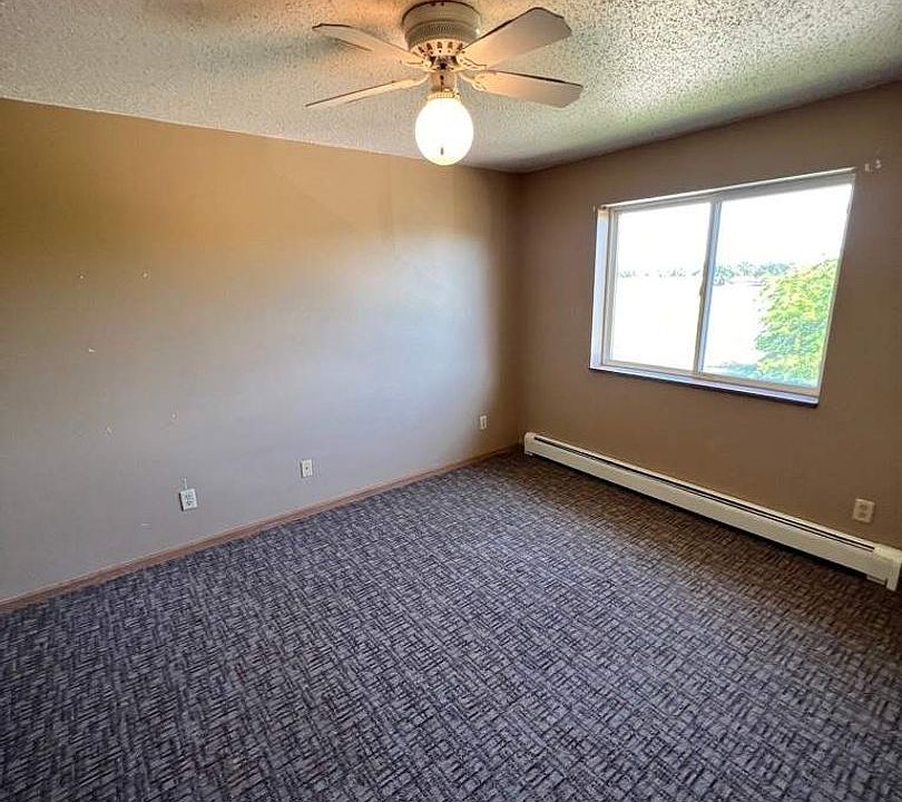 Prairie Rose Apartments 2805 Schroeder Dr Emmetsburg IA Zillow