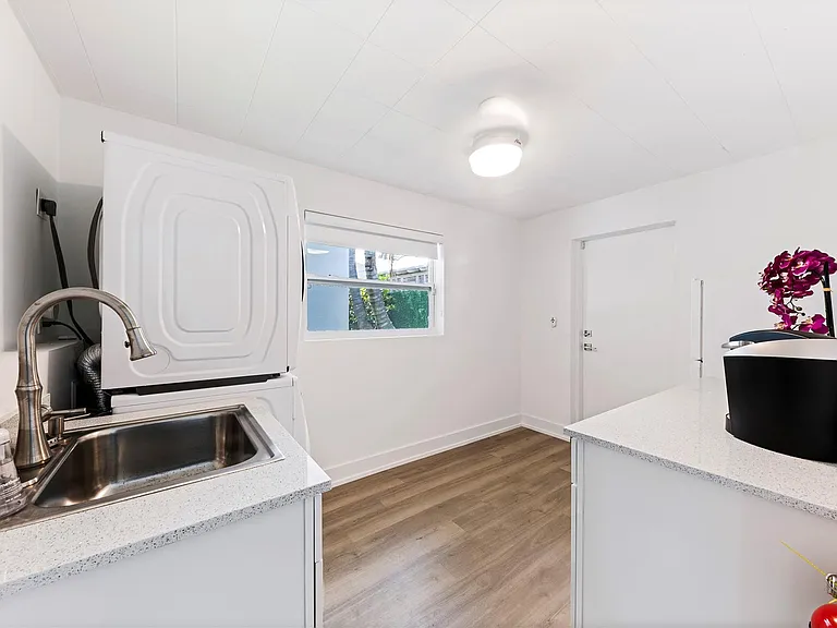 1663 N Fort Lauderdale Beach Blvd — Photo 31