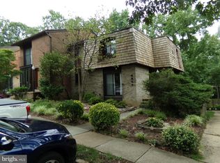 4944 Schuyler Dr, Annandale, VA 22003