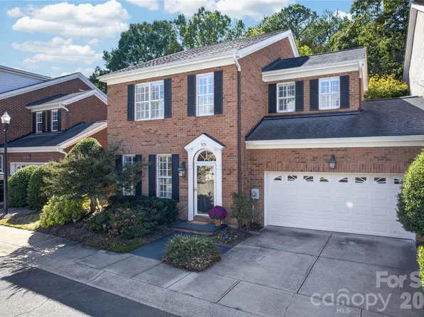 9251 Bonnie Briar Cir, Charlotte, NC 28277