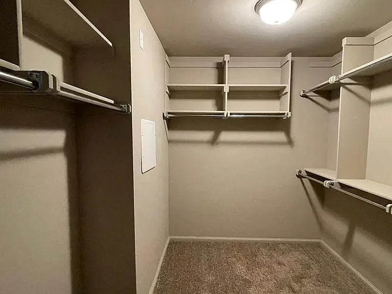 2249 Roca Dr — Photo 18