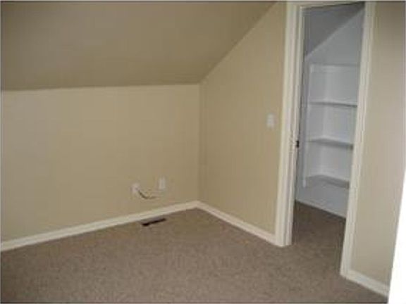 3rd image of 212-214 S Ray Ave #212