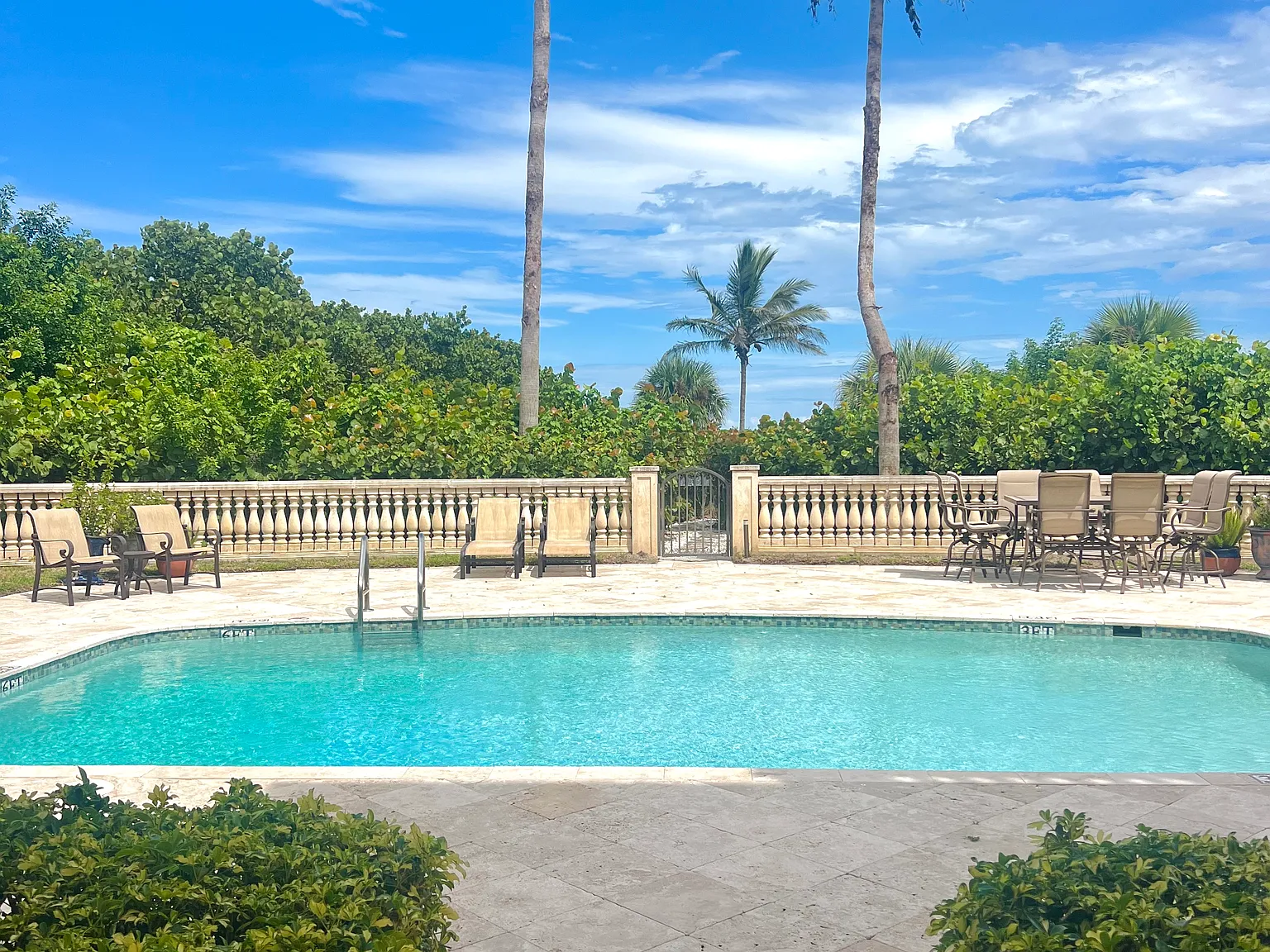 4 bed, 3.5 bath, 2132 sqft, $8,500 — Photo 4