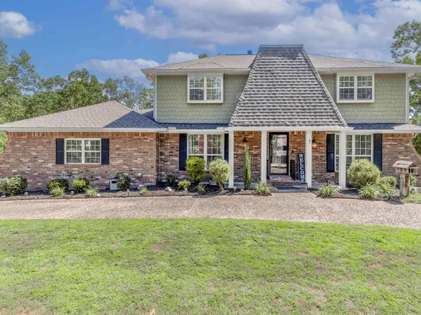 7 Edenwood Ln, N Little Rock, AR 72116