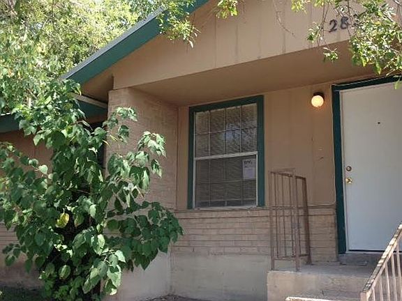 2828 Majestic 6