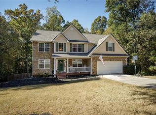 3508 Windy Oaks Way, Loganville, GA